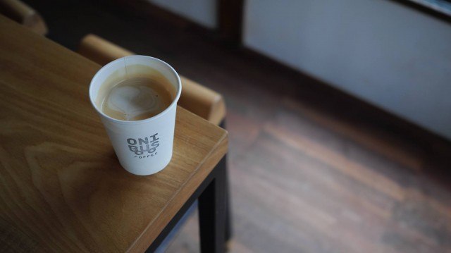 ONIBUS COFFEE_latte