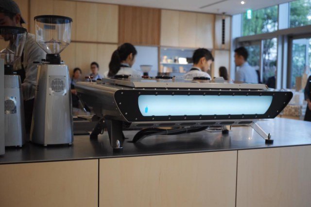 BlueBottle-Coffee-六本木_espresso-machine