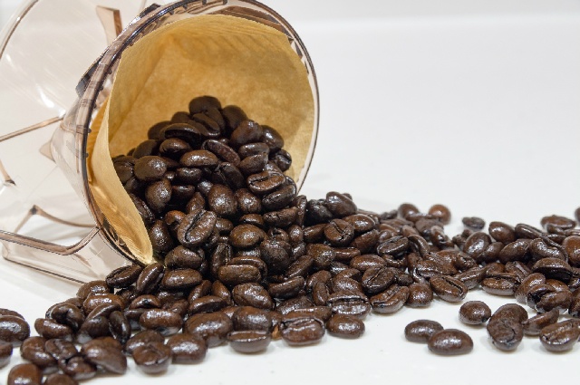 焙煎するとカフェイン量は減っていく？