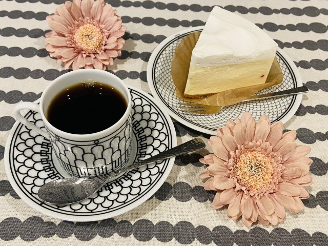 コーヒーとレアチーズケーキの相性【フードペアリング】